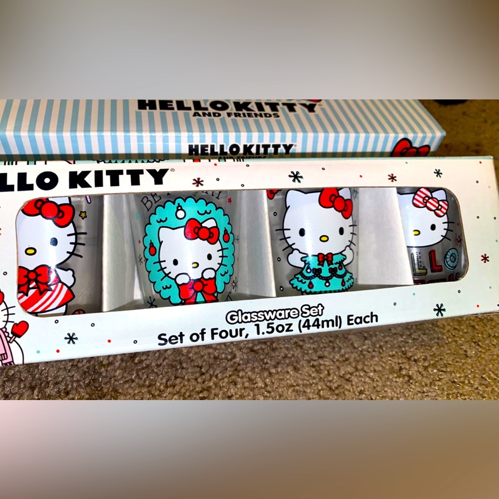 Hello kitty Christmas shot glasses